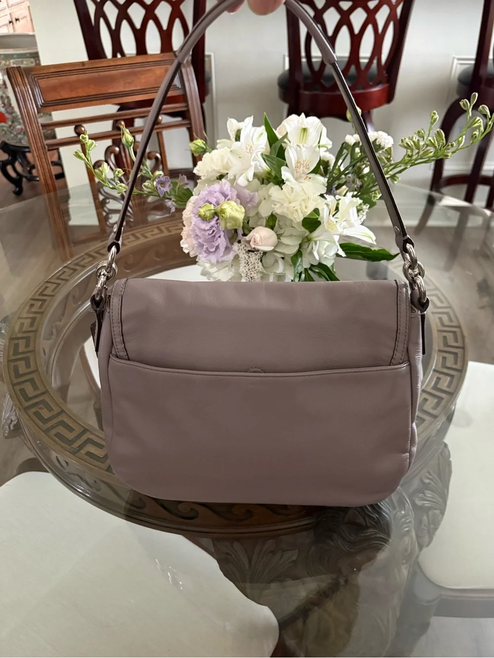 🩶🩶COACH TAYLOR DOVE GREY LEATHER FLAP SHOULDER BAG!🩶🩶